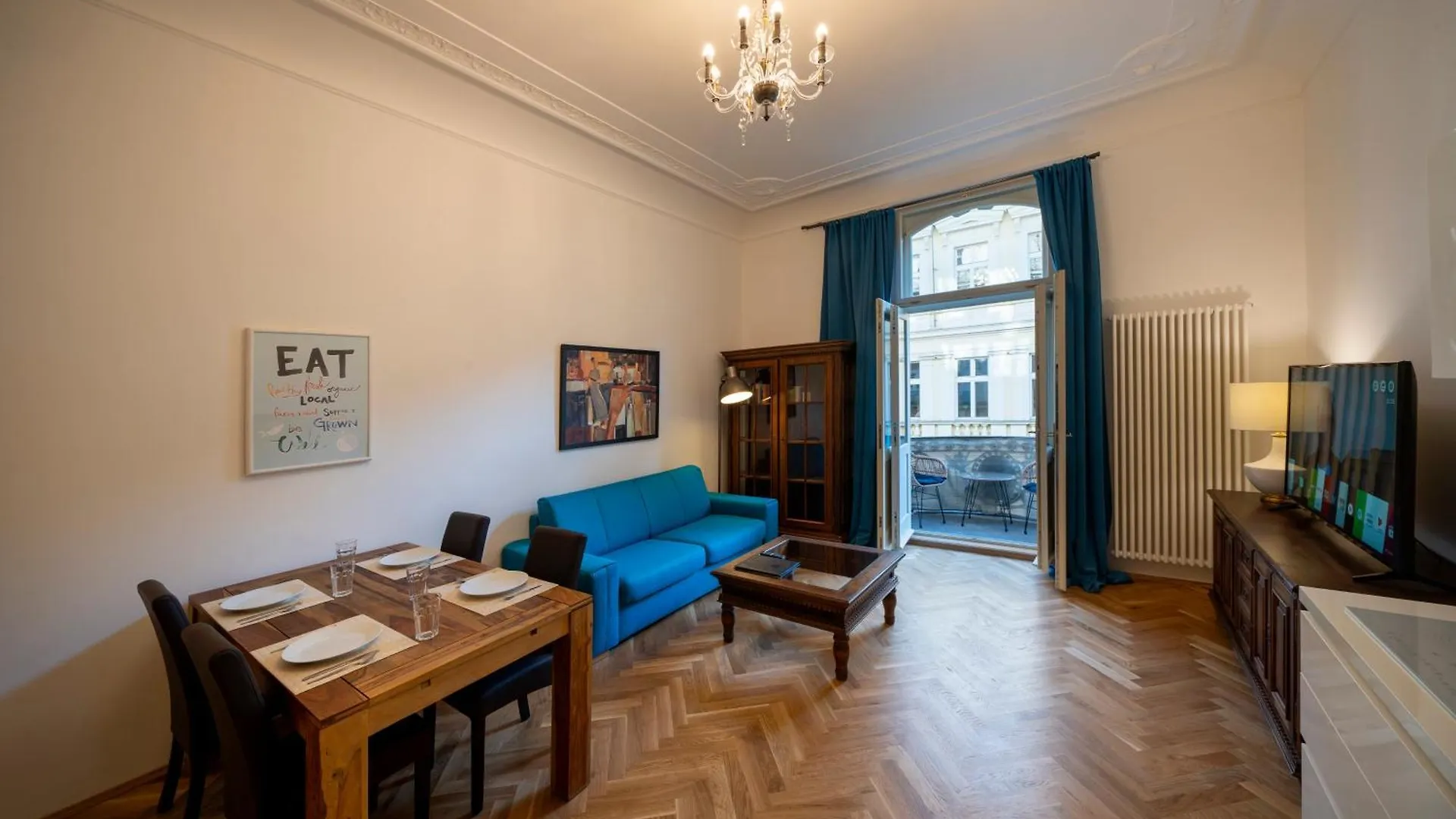 Apartment Old Town - 3 Room 2 Bathroom Balcony Prague Czech Republic